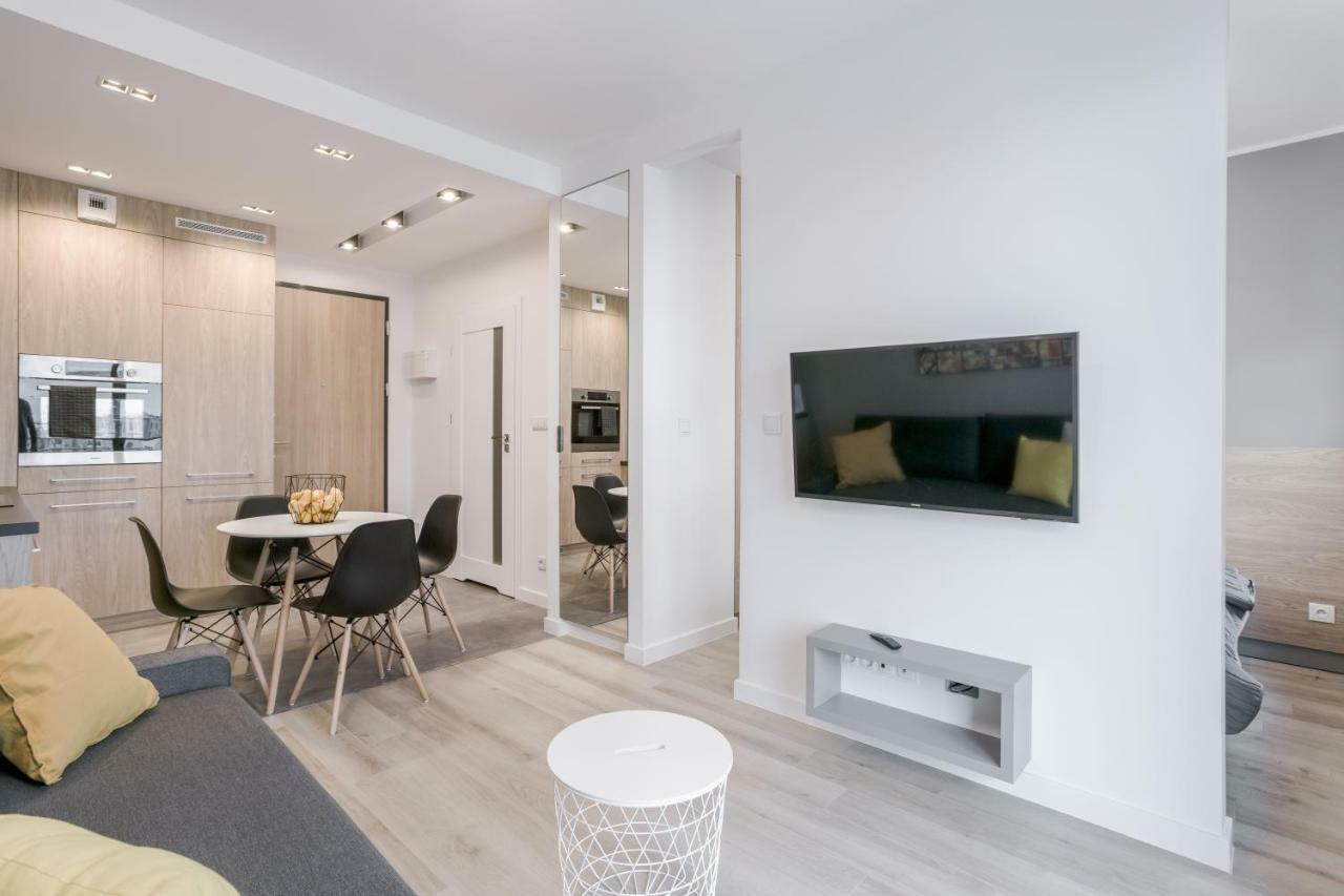 Chill Apartments Wola Varşovia Exterior foto