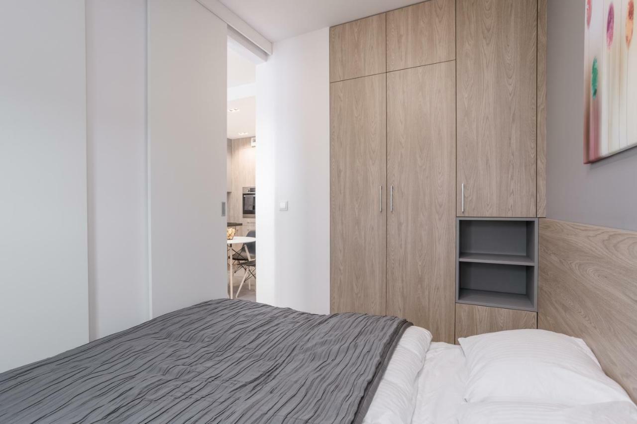 Chill Apartments Wola Varşovia Exterior foto